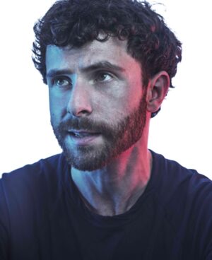 Matthew Aucoin startet als Featured Composer & Creative Partner der Dortmunder Philharmoniker Komponist, Dirigent, Pianist und Autor