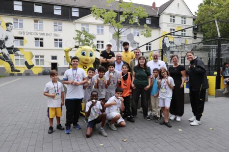 Fußball-Ferienfreizeit der Nordstadtliga im VIVAWEST-Quartier Borsig-West
