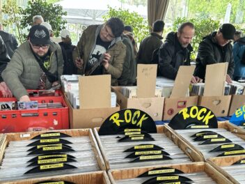 Dortmunder Mega- SCHALLPLATTEN- BÖRSE Tonträger aus allen Musikrichtungen seit den 50er Jahren bis heute