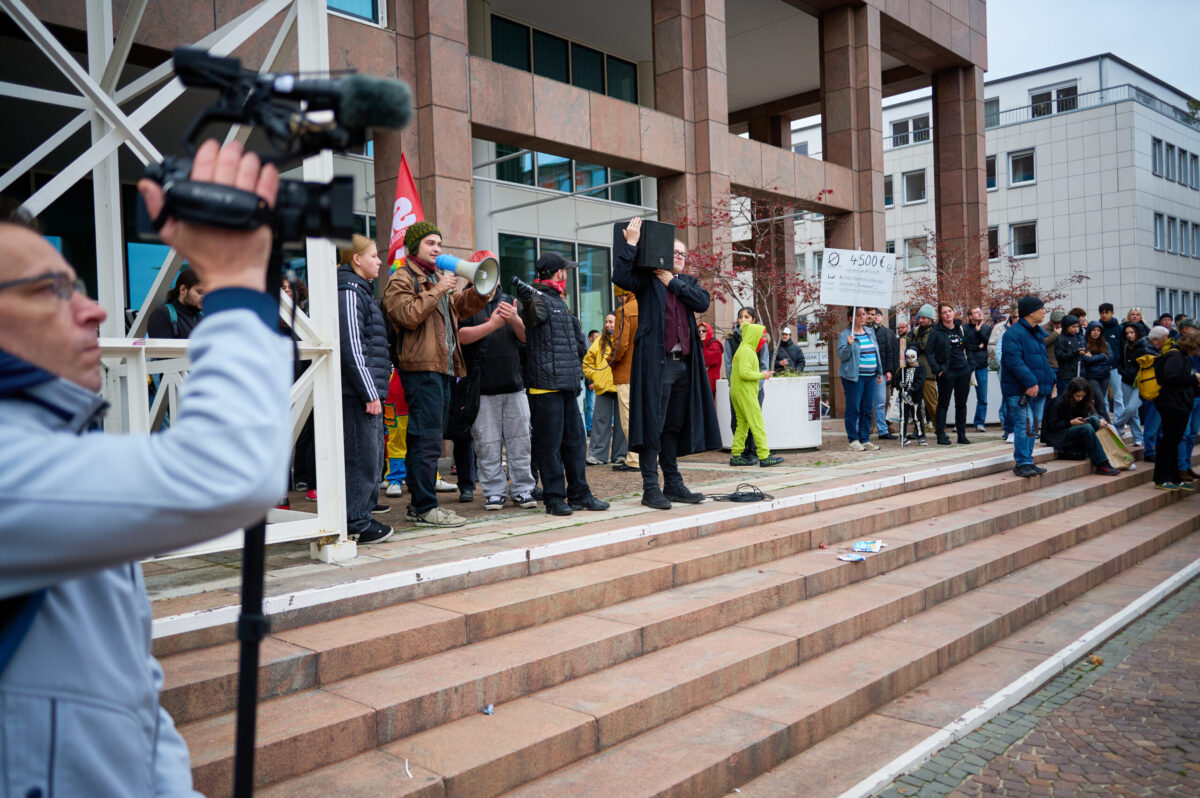 Bilder von der „GenZ regelt“-Demonstration
