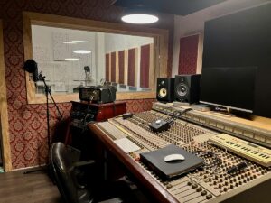 der kleine Regieraum, der zukünftig zum neuen „Studio B“ gehört